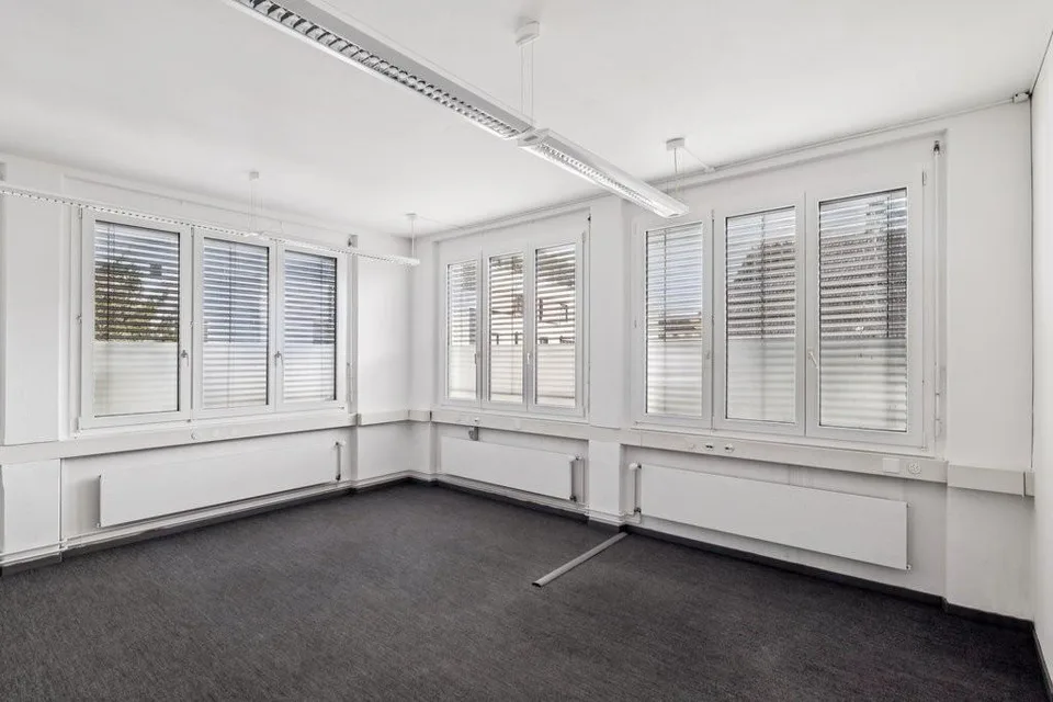 Attraktive Büro- und Gewerberäumlichkeiten in Solothurn! – photo 13 of 13