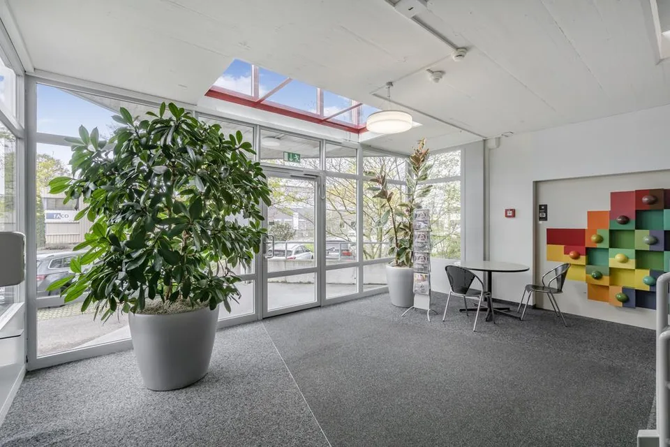 Büro- und Lagerfläche im Gewerbeareal Lyss