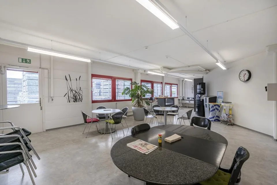 Büro- und Lagerfläche im Gewerbeareal Lyss