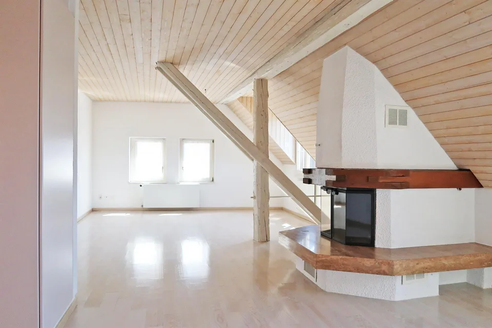 Zentrale Dachwohnung in Stein am Rhein
