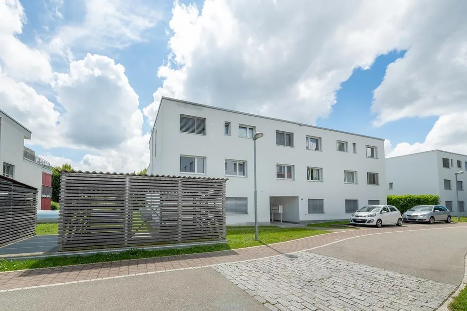 Einstellhallenplatz zu vermieten!