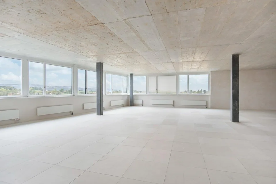 Neuer Geschäftsstandort in Uster - Edelrohbau nach Ihren Wünschen!
