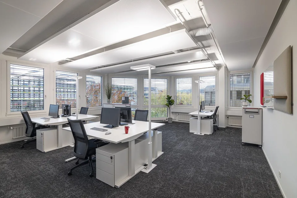 Eckbüro mit Charme  Platz für Ihr Team bis 7 Personen
