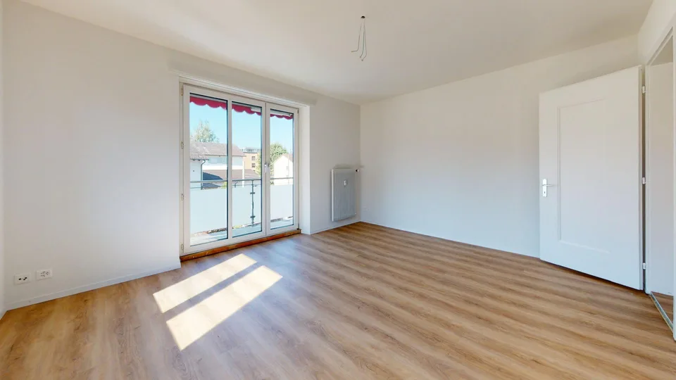 Sonnige Stadtoase in Neudorf - Stilvolle Wohnung mit Balkon