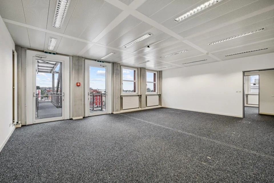 Ca. 1'467 m2 Büro (unterteilbar) Geschäftshaus "Im Letten" Allschwil – foto 6 di 15