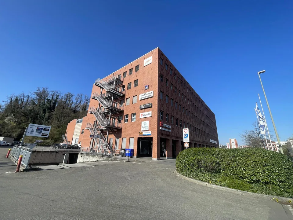 Ca. 1'322 m2 Büro (unterteilbar) Geschäftshaus "Im Letten" Allschwil