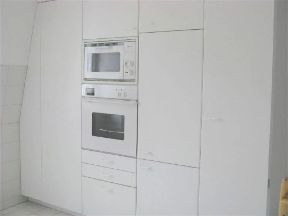 Helle und geräumige 3 1/2 Zimmerwohnung in Jugendstilhaus