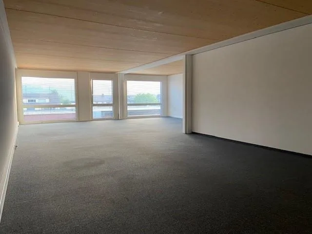 Attraktive Gewerbeflächen im Landi-Gebäude in Oberbüren