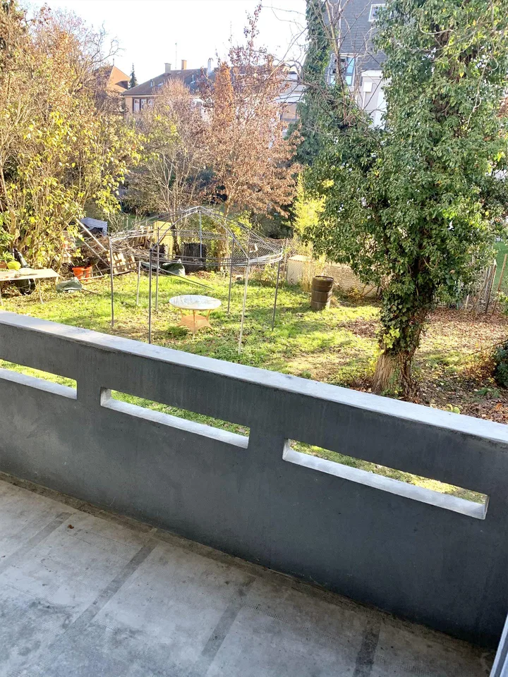 frisch renovierte helle 3 Zi-Wohnung