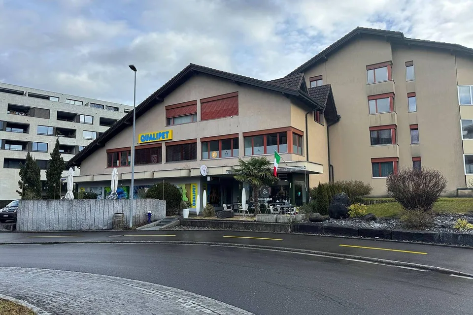 Gastrofläche mit Terrasse in Stans - sichtbare Lage mieten