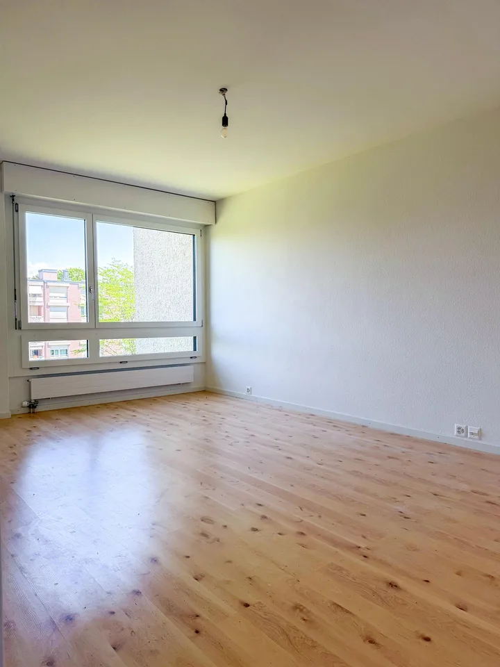 moderne, sonnige 4.5-Zimmer-Wohnung mit Sicht auf den Wohlensee – photo 9 sur 13