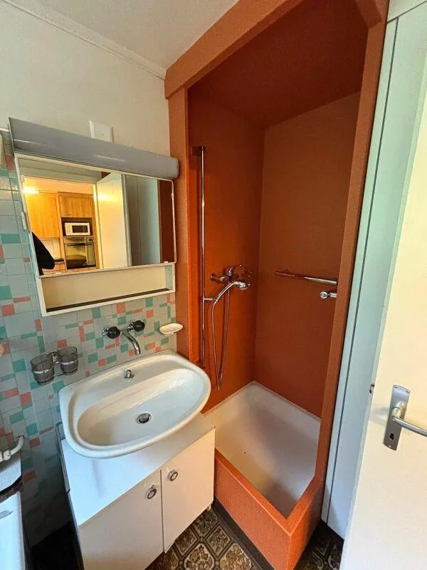 Helle 4.5-Zimmer Wohnung zu vermieten