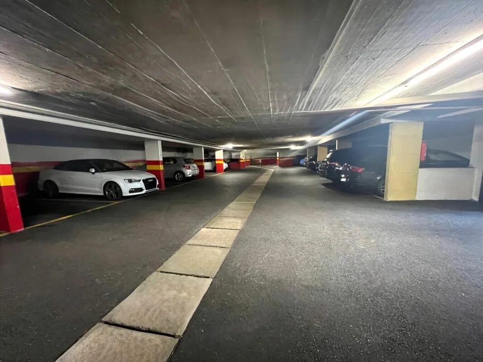 Einstellhallenparkplatz in Hergiswil