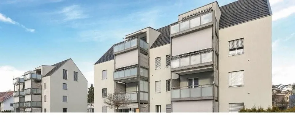Aussenparkplätze an zentraler Lage in Wohlen zu vermieten!