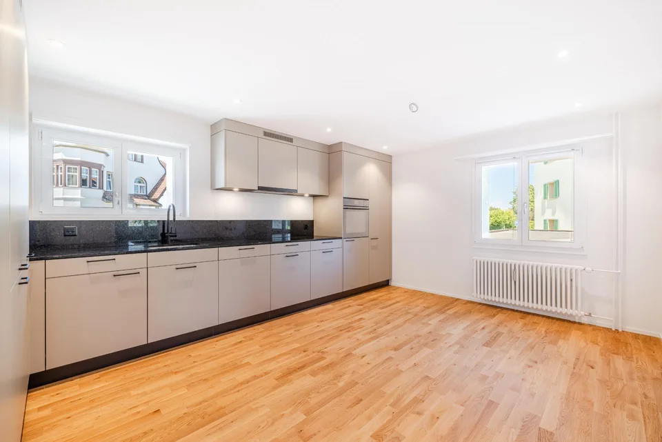 2.5-Zimmer-Erdgeschosswohnung - frisch saniert an zentraler Lage