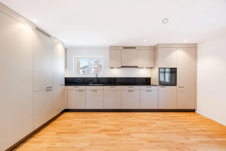 2.5-Zimmer-Erdgeschosswohnung - frisch saniert an zentraler Lage