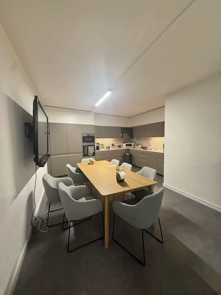 A louer - Bureau de 160m2 au coeur de Montreux !