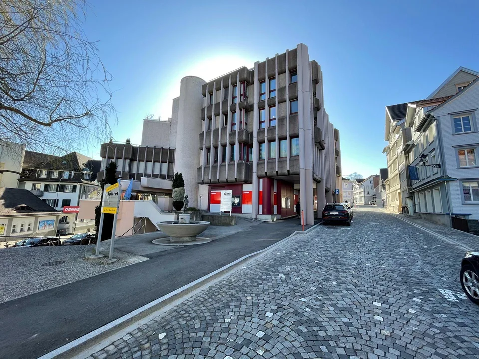 schöne und helle 4.5 Zimmer Wohnung im Zentrum von Herisau