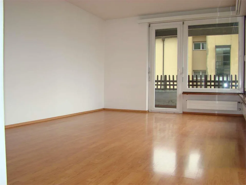 Vira Gambarogno spazioso 5,5 locali con vista lago – Foto 9 von 13