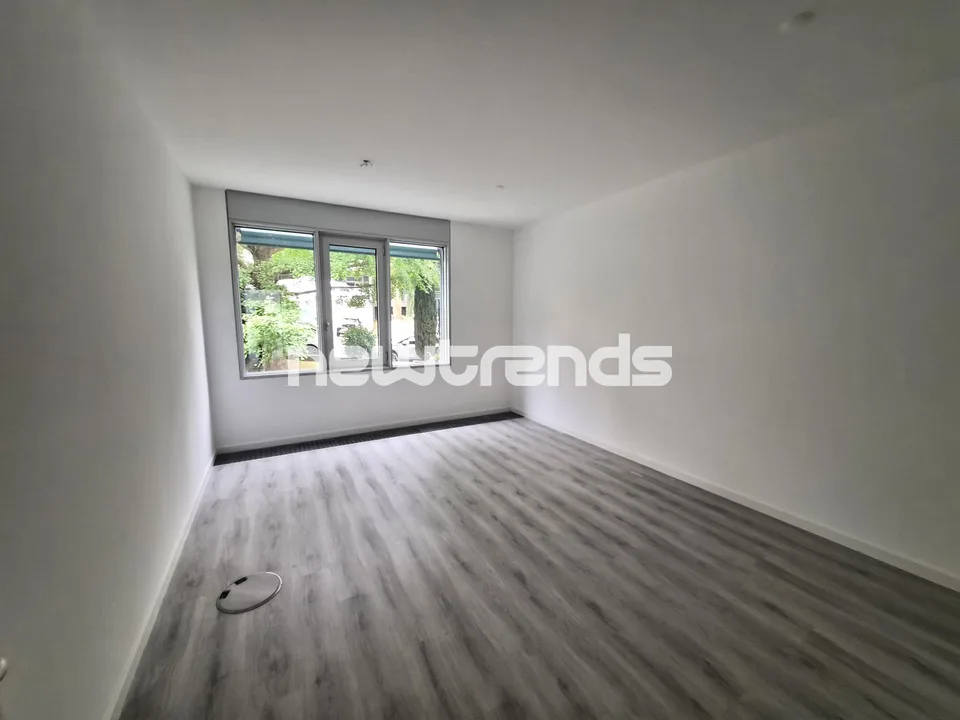 Lugano: affittasi prestigioso ufficio vista lago di 6 locali, doppi... – foto 7 di 21