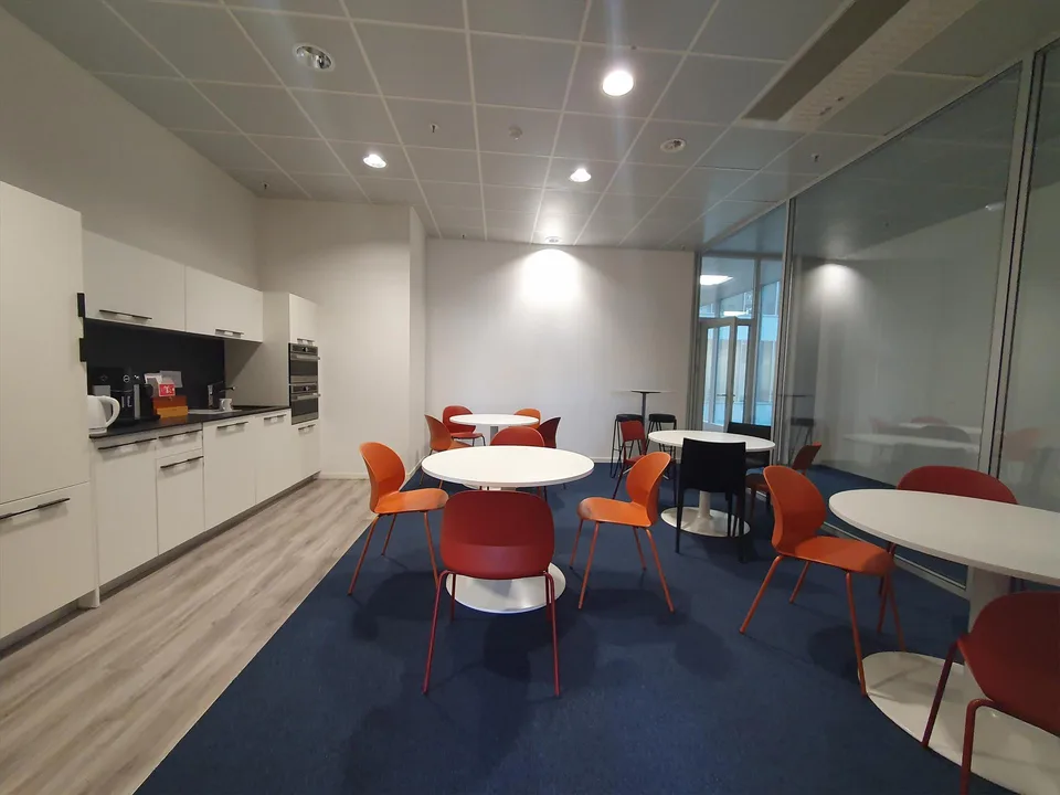 Bureau de 41 m2 avec espace communs