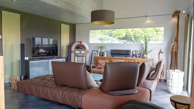 6½ ZIMMER-HAUS IN OBERWIL-LIELI (AG), MÖBLIERT, TEMPORÄR