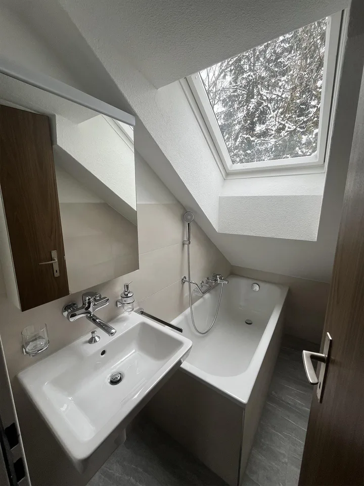 3.5 Zimmer Dachwohnung am Stadtrand von St. Gallen – foto 6 di 7