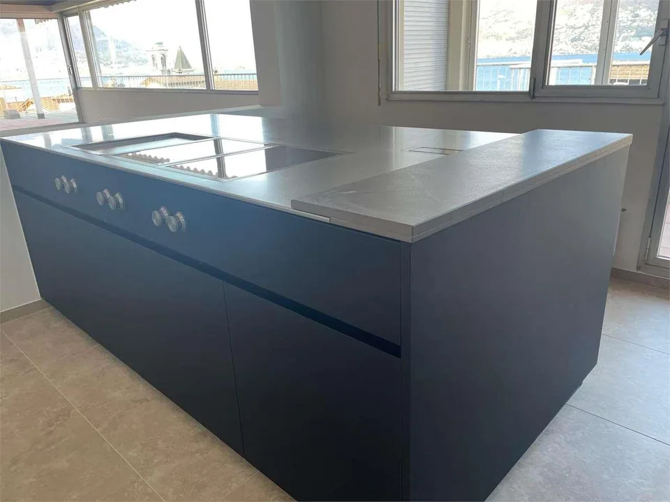 Vira Gambarogno, Attico 6,5 locali, ristrutturato e con vista lago – Foto 8 von 12