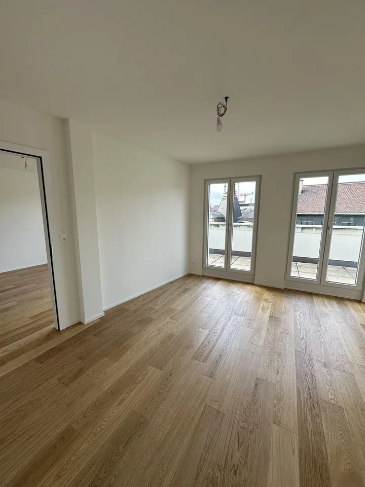 Erstvermietung nach Sanierung mit Rheinblick!