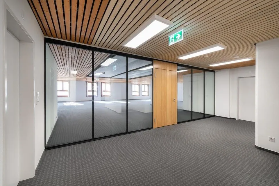 Bureau situé au 2e étage - Grand Rue 122/124, Tramelan