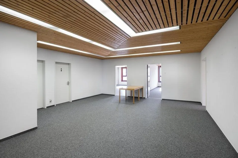 Bureau situé au 3e étage - Grand Rue 122/124, Tramelan