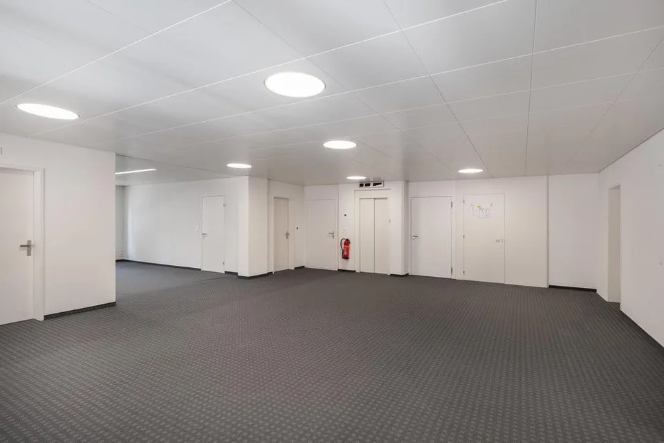 Bureau situé au 1er étage - Grand Rue 122/124, Tramelan – Foto 7 von 11