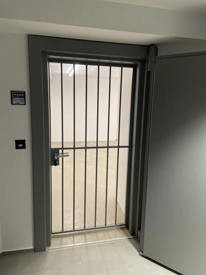 Tresorraum als Safe/Lager/Archiv im "The Tower" Stans zu vermieten