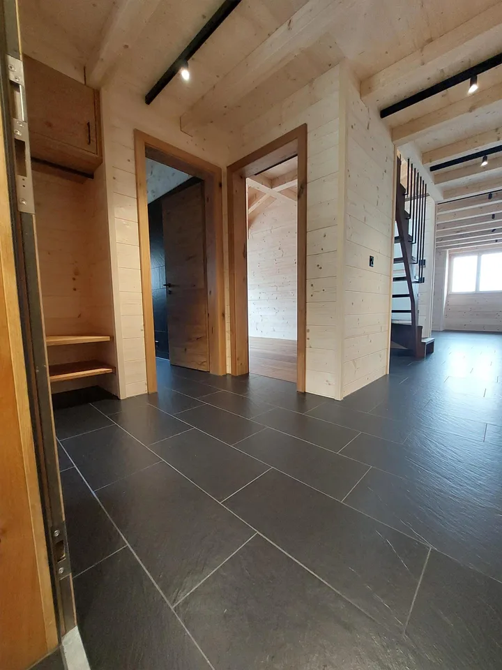3.5-Zimmerwohnung mit Sitzplatz (Erstwohnsitz) - möbliert/unmöbliert