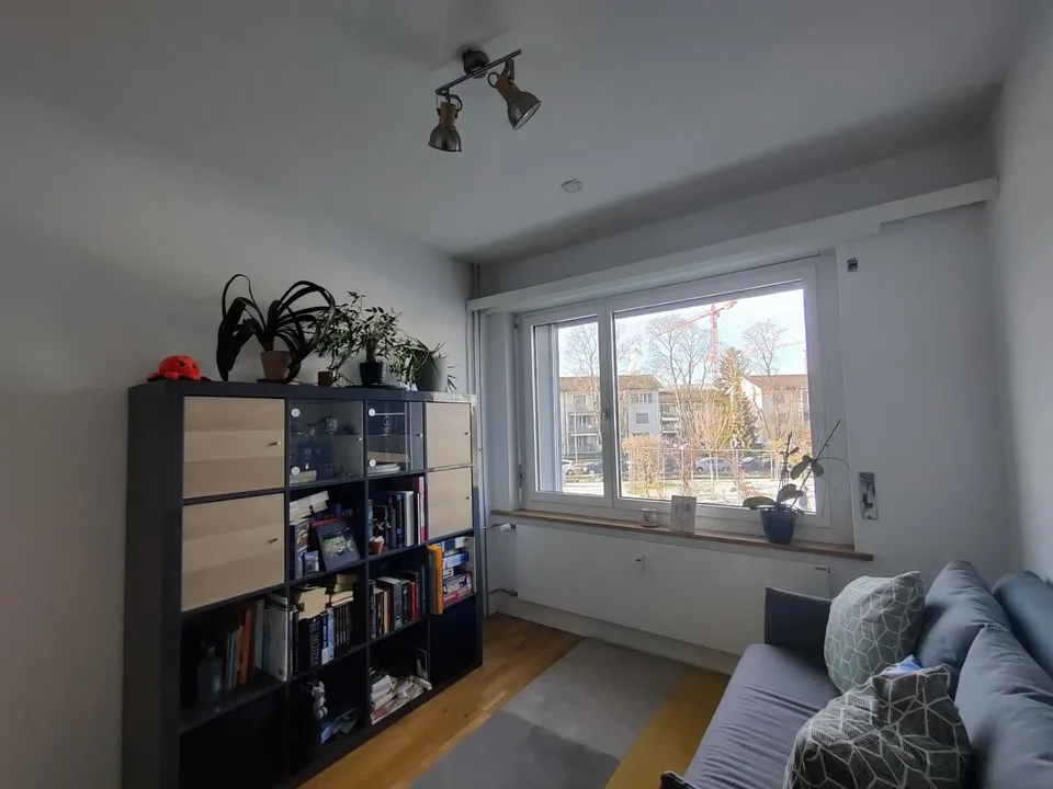 Gemütliche 3.5-Zimmer-Wohnung mit Balkon in Zürich Schwamendingen