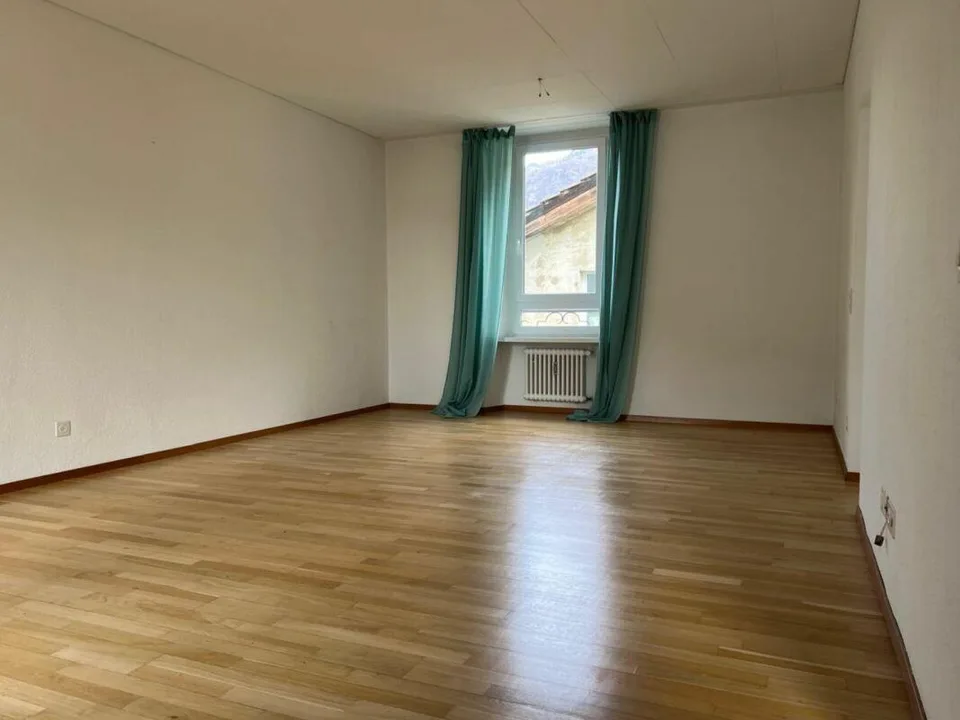 CASA UNIFAMILIARE 4.5 LOCALI - RISTRUTTURATA