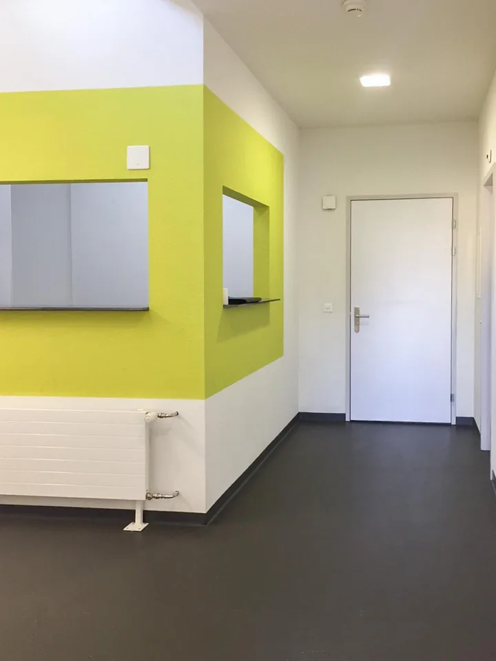 Gewerbefläche im Ruopigen-Zentrum zu vermieten! – photo 8 of 10