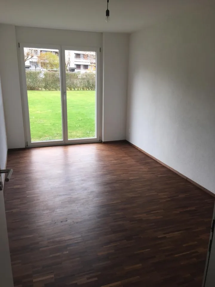 Sehr schöne und moderne 3.5-Zimmer-Gartenwohnung