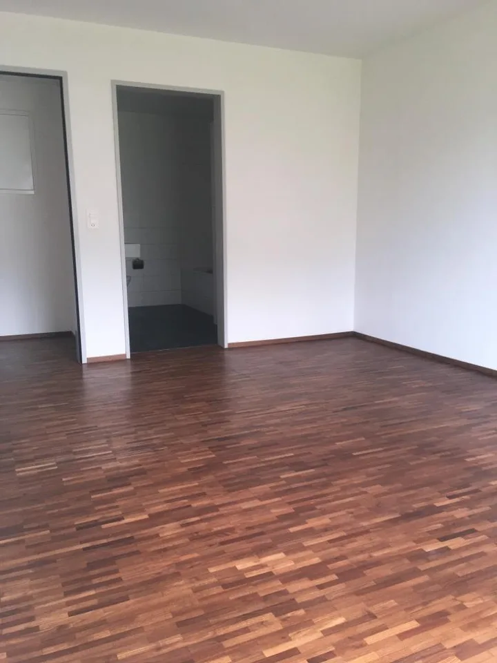 Sehr schöne und moderne 3.5-Zimmer-Gartenwohnung