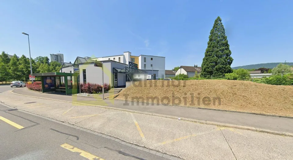 Einstellhallenplatz für Motorräder oder Kleinwagen (max. Länge 2m)