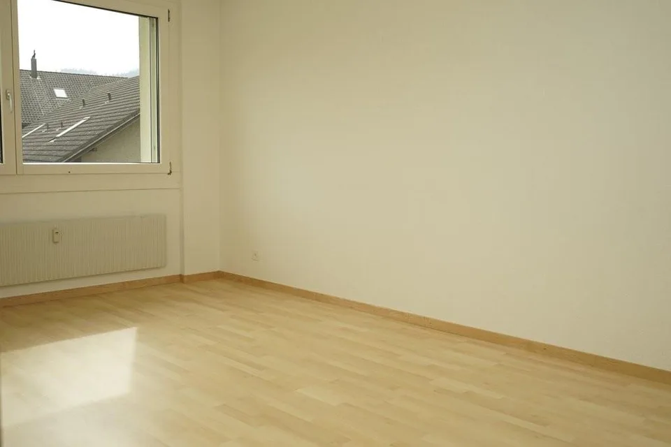 3.5-Zimmer-Wohnung im 2. Stock links – Foto 6 von 9