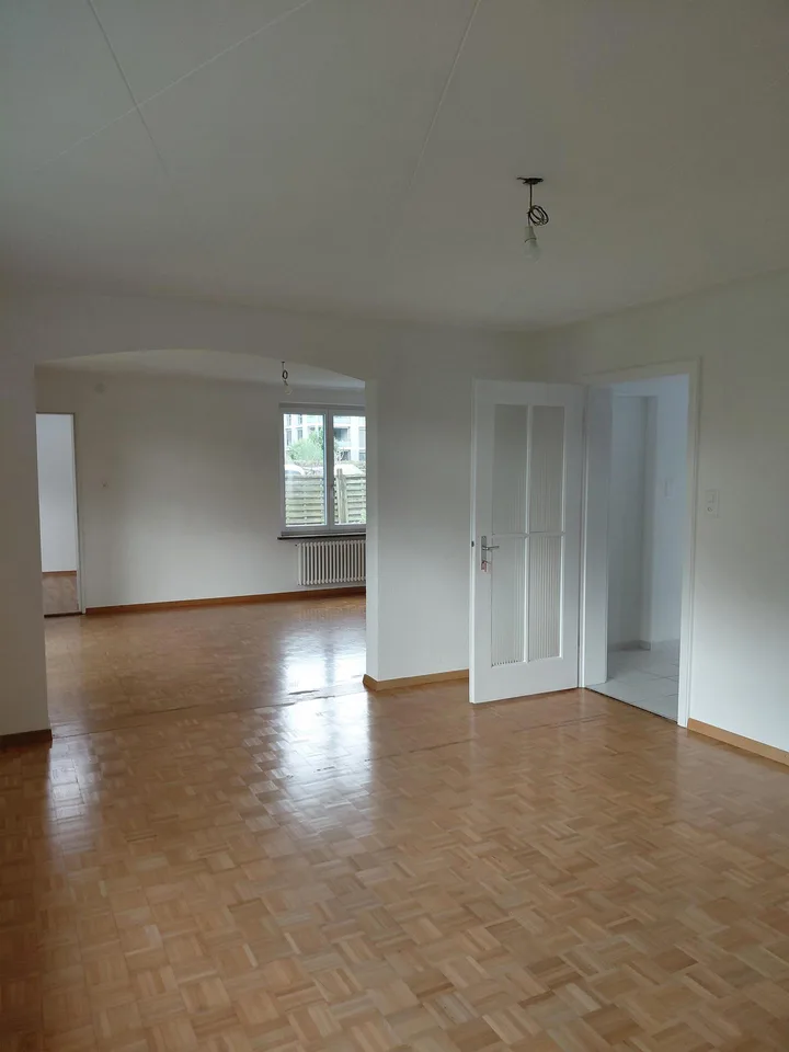 Doppeleinfamilienhaushälfe mit Garten