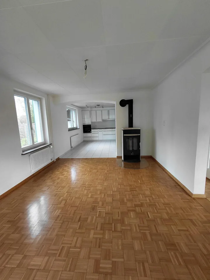 Doppeleinfamilienhaushälfe mit Garten