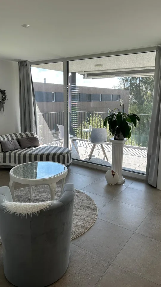 3.5 Zimmer in Bestlage – ruhig, hell und mit grünem Ausblick