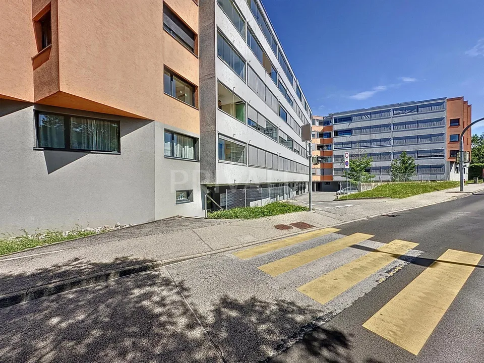 Spacieux appartement au coeur d'un immeuble moderne et sécurisé ave... – photo 16 sur 21