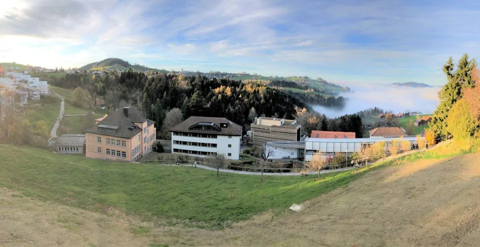 2.5-Zimmerwohnung mit wunderschöner Aussicht
