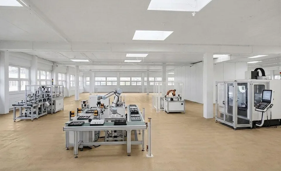 Attraktive Gewerbefläche mit viel Tageslicht!