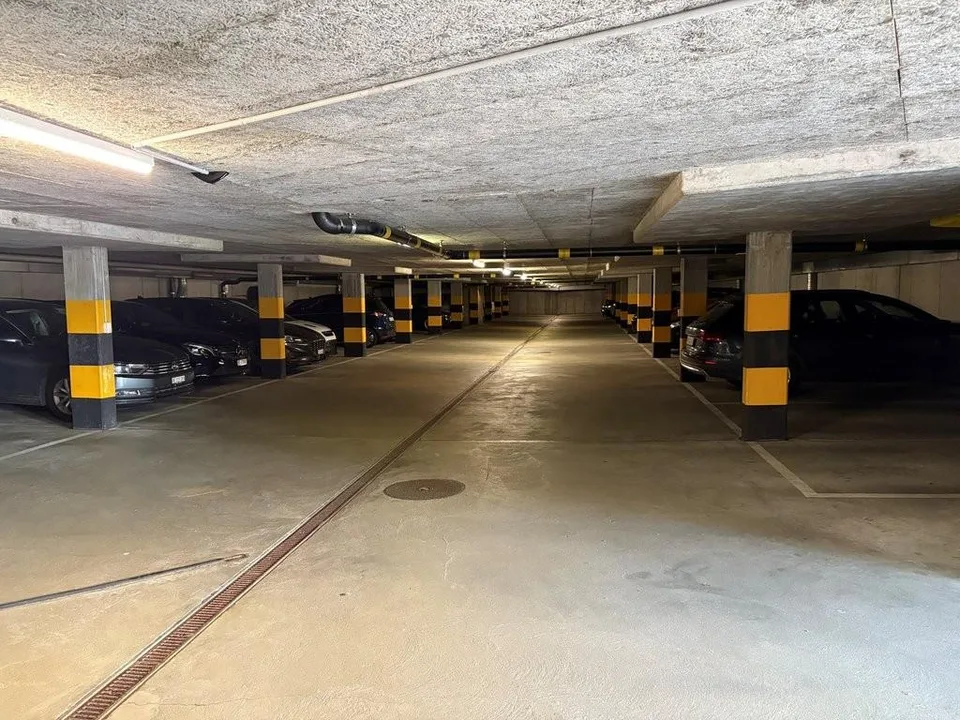 Sichern Sie sich Ihren Motorradplatz in Frauenkappelen!