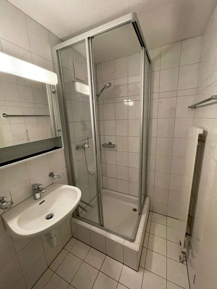 schöne und helle 4.5 Zimmer Wohnung