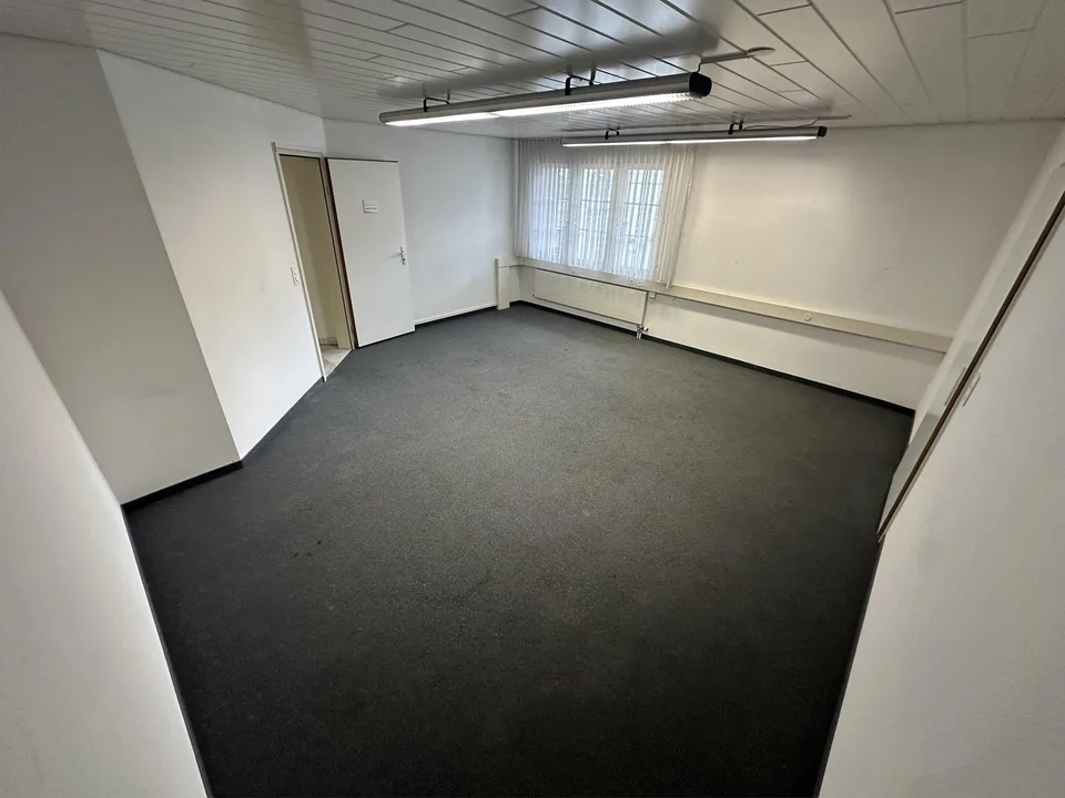 Befristete Büro-/Lagerfläche im 1. OG in St. Gallen – photo 6 sur 13